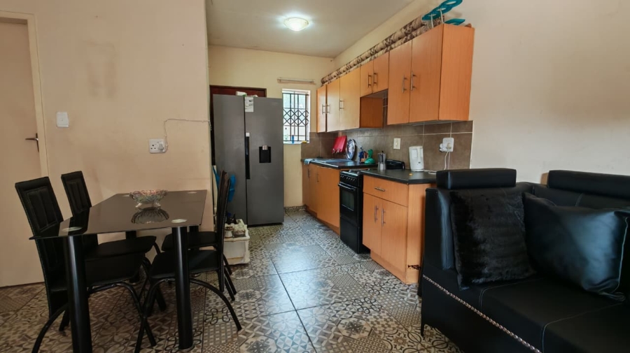 2 Bedroom Property for Sale in Rustenburg Central North West